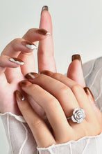 Load image into Gallery viewer, 3.4 Carat Moissanite Flower Shape Ring