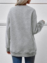Load image into Gallery viewer, MERRY CHRISTMAS Graphic Sweatshirt
