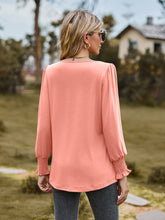 Load image into Gallery viewer, Puff Sleeve Pleated Blouse