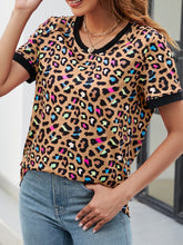 Load image into Gallery viewer, Leopard Round Neck Short Sleeve Tee Shirt