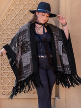 Load image into Gallery viewer, Plus Size Printed Fringe Open Front Outerwear