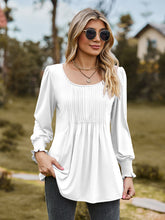 Load image into Gallery viewer, Puff Sleeve Pleated Blouse