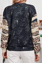Load image into Gallery viewer, Santa Graphic Leopard Dropped Shoulder Sweatshirt