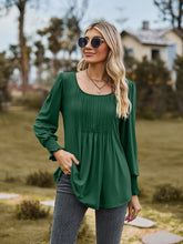 Load image into Gallery viewer, Puff Sleeve Pleated Blouse