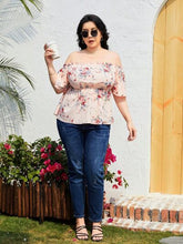Load image into Gallery viewer, Plus Size Frill Printed Flutter Sleeve Blouse