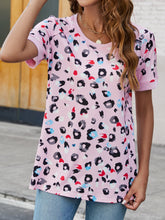 Load image into Gallery viewer, Leopard Round Neck Short Sleeve Tee Shirt