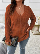 Load image into Gallery viewer, Plus Size V-Neck Long Sleeve T-Shirt