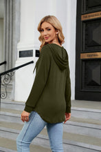 Load image into Gallery viewer, Long Sleeve Hooded Blouse
