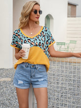Load image into Gallery viewer, Leopard Waffle-Knit Short Sleeve Top