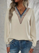 Load image into Gallery viewer, Contrast V-Neck Long Sleeve Blouse
