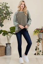 Load image into Gallery viewer, Celeste Full Size High-Low Contrast Round Neck Sweatshirt
