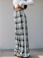 Load image into Gallery viewer, Perfee Drawstring Plaid Wide Leg Pants
