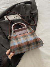 Load image into Gallery viewer, Contrast Plaid Trapezoid Shape Crossbody Bag
