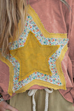 Load image into Gallery viewer, Star Applique Round Neck T-Shirt
