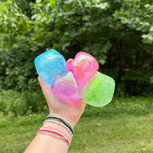 Load image into Gallery viewer, Squishy Toy - Quick Squeeze Glitter Cube
