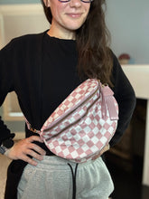 Load image into Gallery viewer, Roni - Nylon Crossbody - Light Pink
