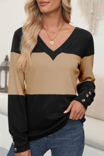 Load image into Gallery viewer, Color Block V-Neck Long Sleeve Top
