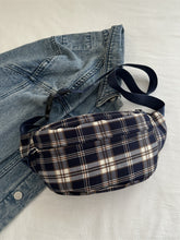 Load image into Gallery viewer, Plaid Adjustable Strap Crossbody Bag
