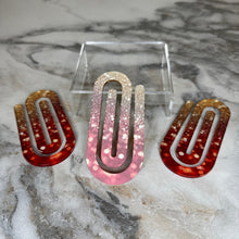 Load image into Gallery viewer, Jumbo Paperclip - Red Gold Ombre Glitter
