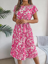 Load image into Gallery viewer, Tied Pleated Printed Short Sleeve Dress
