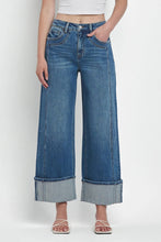 Load image into Gallery viewer, Straight Leg Jeans with Pockets
