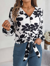 Load image into Gallery viewer, Printed V-Neck Long Sleeve Blouse
