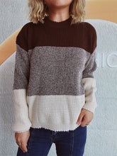 Load image into Gallery viewer, Color Block Long Sleeve Sweater
