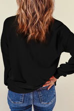 Load image into Gallery viewer, Valentine's Day Contrast Heart Long Sleeve Sweatshirt
