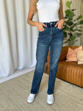 Load image into Gallery viewer, RFM Full Size High Rise Straight Tummy Control Jeans
