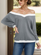 Load image into Gallery viewer, Contrast Trim Off-Shoulder Long Sleeve Sweatshirt
