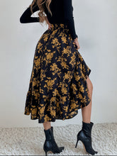 Load image into Gallery viewer, Printed Elastic Waist Midi Skirt
