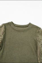 Load image into Gallery viewer, Mock Neck Lace Long Sleeve Top
