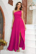 Load image into Gallery viewer, One-Shoulder Split Maxi Dress
