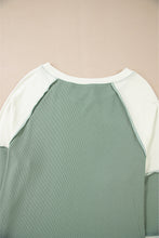 Load image into Gallery viewer, Color Block Round Neck Raglan Sleeve Top
