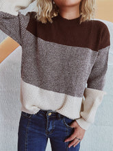 Load image into Gallery viewer, Color Block Long Sleeve Sweater
