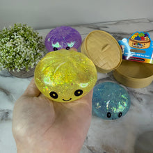Load image into Gallery viewer, Squishy Toy - Viral Dumpling, Glitter Mix - PREORDER
