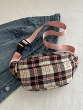 Load image into Gallery viewer, Plaid Adjustable Strap Crossbody Bag
