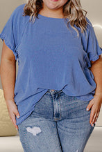 Load image into Gallery viewer, Plus Size Round Neck Half Sleeve Top
