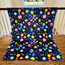 Load image into Gallery viewer, Blanket Halloween #11 - Skull Check Floral Star - PREORDER ends 7/25
