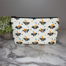 Load image into Gallery viewer, Pouch - Halloween Fall - Bat Orange Hat
