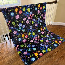 Load image into Gallery viewer, Blanket Halloween #11 - Skull Check Floral Star - PREORDER ends 7/25
