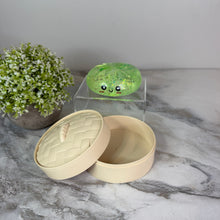 Load image into Gallery viewer, Squishy Toy - Viral Dumpling, Slow Rise Glitter #2 - Green
