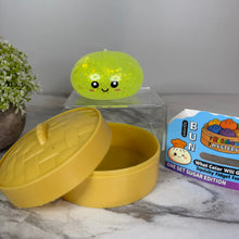 Load image into Gallery viewer, Squishy Toy - Viral Dumpling, Quick Squeeze Glitter - Yellow

