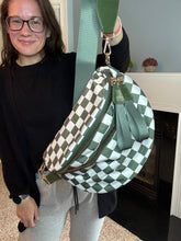 Load image into Gallery viewer, Roni - Checkered - Nylon Crossbody - Dark Green -
