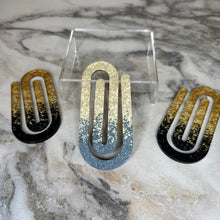 Load image into Gallery viewer, Jumbo Paperclip - Black &amp; Gold Glitter
