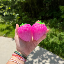 Load image into Gallery viewer, Squishy Toy - Sunlight Color Changing Strawberry
