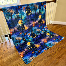Load image into Gallery viewer, Blanket Halloween #17 - Haunted House - PREORDER ends 7/25
