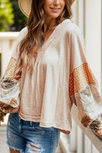 Load image into Gallery viewer, Printed V-Neck Long Sleeve Blouse
