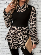 Load image into Gallery viewer, Leopard Collared Neck Balloon Sleeve Blouse
