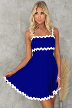 Load image into Gallery viewer, Contrast Trim Square Neck Mini Dress
